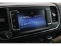 Toyota ProAce Worker 2.0 D-4D Dynamic Long DC Verso | Panoramadak | Trekhaak | Dodehoek detectie | Head-up display | Navigatie | Apple Carplay / Android Auto | Xenon | Keyless | Adaptive Cruise | Clima | Parkeersensoren voor/achter | Camera | 17 inch
