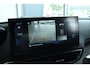 Peugeot 3008 1.2 Hybrid 136 GT | Adapt. Cruise | Stoelverwarming | Blackpack | Camera | Keyless | Carplay | Navi | Elektr. klep | Trekhaak | Climate | LED | i-Cockpit