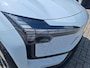 Volvo EX30 Single Motor Extended Range Plus 69 kWh | NL-Auto | Navigatie | Camera | Adaptieve Cruise Control | Stoel en Stuurwiel Verwarming | Elektrische Achterklep | LM-velgen | Parkeersensoren | 1e Eigenaar |
