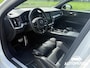 Volvo V60 2.0 T8 Twin Engine AWD 390pk R-Design 360|PANO|HUD|TREKHAAK|NL-AUTO