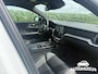 Volvo V60 2.0 T8 Twin Engine AWD 390pk R-Design 360|PANO|HUD|TREKHAAK|NL-AUTO