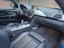 BMW 3-Serie Touring 318i M Sport Shadow Line Trekhaak / Apple Carplay / 19Inch / Navigate / Led Verlichting / Lederen Bekleding