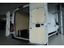 Peugeot Boxer 2.2 BlueHDi 140 S&S L3H2 3.5t | Cruise Control | Betimmering | Camera | Navi | LED | Carplay | Climate | Digitaal dashboard