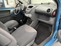 Peugeot 107 1.0-12V XS Nette auto! | AUX aansluiting | Isofix-bevestigingspunten voor kinderzitjes