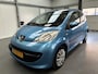 Peugeot 107 1.0-12V XS Nette auto! | AUX aansluiting | Isofix-bevestigingspunten voor kinderzitjes