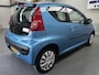 Peugeot 107 1.0-12V XS Nette auto! | AUX aansluiting | Isofix-bevestigingspunten voor kinderzitjes