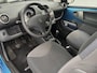 Peugeot 107 1.0-12V XS Nette auto! | AUX aansluiting | Isofix-bevestigingspunten voor kinderzitjes