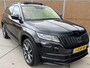Skoda Kodiaq 1.5 TSI Sportline Business Automaat | Panoramadak | Adaptieve cruise control | Stoelverwarming | Keyless entry | Canton HiFi | Elektrisch bedienbare voorstoelen en achterklep | Achteruitrijcamera