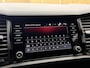 Skoda Kodiaq 1.5 TSI Sportline Business Automaat | Panoramadak | Adaptieve cruise control | Stoelverwarming | Keyless entry | Canton HiFi | Elektrisch bedienbare voorstoelen en achterklep | Achteruitrijcamera