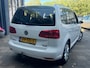 Volkswagen Touran 2.0 TDI Highline BlueMotion | Clima | Cruise | Navi | DSG