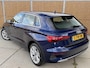 Audi A3 Sportback 30 TFSI Advanced edition Automaat | Sportstoelen met lendensteun | 17 inch lichtmetalen velgen | Navigatiesysteem | Apple CarPlay | LED verlichting | Cruise control en rijbaan assistent | Parkeersensoren achter