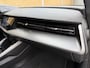 Audi A3 Sportback 30 TFSI Advanced edition Automaat | Sportstoelen met lendensteun | 17 inch lichtmetalen velgen | Navigatiesysteem | Apple CarPlay | LED verlichting | Cruise control en rijbaan assistent | Parkeersensoren achter
