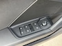 Audi A3 Sportback 30 TFSI Advanced edition Automaat | Sportstoelen met lendensteun | 17 inch lichtmetalen velgen | Navigatiesysteem | Apple CarPlay | LED verlichting | Cruise control en rijbaan assistent | Parkeersensoren achter