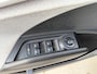 Skoda Enyaq iV 80 Leer/alcantara | Warmtepomp | LED koplampen | Sfeerverlichting | Parkeersensoren voor en achter | Navigatiesysteem | Apple CarPlay/Android Auto Full-Link | Cruise & Climate control | Rijbaan assistent | Achteruitrijcamera