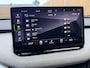 Skoda Enyaq iV 80 Leer/alcantara | Warmtepomp | LED koplampen | Sfeerverlichting | Parkeersensoren voor en achter | Navigatiesysteem | Apple CarPlay/Android Auto Full-Link | Cruise & Climate control | Rijbaan assistent | Achteruitrijcamera