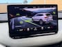 Skoda Enyaq iV 80 Leer/alcantara | Warmtepomp | LED koplampen | Sfeerverlichting | Parkeersensoren voor en achter | Navigatiesysteem | Apple CarPlay/Android Auto Full-Link | Cruise & Climate control | Rijbaan assistent | Achteruitrijcamera