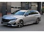 Peugeot 308 SW 1.6 Plug-in Hybrid 225 GT - Panoramadak - 360 camera- Keyless - Matrix - Apple Dab - 18 inch - getint glas