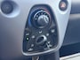 Peugeot 108 1.0 e-VTi Active | Airco | Apple Carplay | Android Auto | Achteruitrijcamera | Black Edition | APK t/m 08-2027! | Super!!!