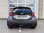 Toyota Yaris 1.5 Hybrid 115 Dynamic|Comfort Pack|Apple CarPlay/Android Auto|Parkeersensoren|Camera|Dodehoekdet.|Stoelverw|Stuurver