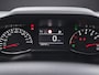 Peugeot 2008 1.2 PureTech Allure Automaat met Climate !!! Apple Carplay !!! Camera !!!
