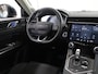 Lynk & Co 01 1.5 | NL Auto | Navigatie | Parkeercamera | Stoelverwarming | Keyless Go | Adaptieve Cruise Control | Panoramadak | Ele. verstelbare stoelen + Geheugen |