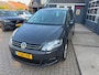 Volkswagen Sharan 1.4 TSI Highline 7p. / Camera / Trekhaak / Vernieuwde Motor !!.