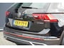 Volkswagen Tiguan 1.4 TSI eHybrid Elegance 245pk DSG ,Led matrix,Virtual cockpit,Trekhaak,Stoelverwarming, Led, DAB+ , PDC, LMV Stuurwiel verwarmd, Carplay etc .