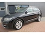 Volkswagen Tiguan 1.4 TSI eHybrid Elegance 245pk DSG ,Led matrix,Virtual cockpit,Trekhaak,Stoelverwarming, Led, DAB+ , PDC, LMV Stuurwiel verwarmd, Carplay etc .