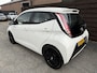Toyota Aygo 1.0 VVT-i x-play / AC / CAMERA / GR.SCHERM / NAP