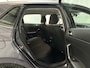Volkswagen Polo 1.0 TSI Life Business Parkeersensoren Stoelverwarming Navigatie DAB+ App-Connect