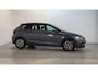 Volkswagen Polo 1.0 TSI Life Business Parkeersensoren Stoelverwarming Navigatie DAB+ App-Connect