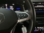 Volkswagen Polo 1.0 TSI Life Business Parkeersensoren Stoelverwarming Navigatie DAB+ App-Connect