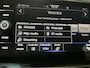 Volkswagen Polo 1.0 TSI Life Business Parkeersensoren Stoelverwarming Navigatie DAB+ App-Connect