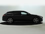 Mercedes-Benz CLA Shooting Brake 180 AMG Nightpakket | Trekhaak | Keyless Go | Sfeerverlichting | Stoelverwarming | Parkeerpakket met Camera | Inclusief 24 maanden Mercedes-Benz Certified garantie voor Europa.