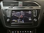 Volkswagen Tiguan 2.0 TSI 180pk 4Motion Highline Stoelverwarming Camera App-Connect