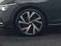Volkswagen Golf 1.4 eHybrid Style PHEV 204pk Dealer O.H. | Trekhaak Af Fabriek | Panodak | Adaptive Cruise | Camera | IQ Light | Alcantara Sportstoelen Memory & Massage | Sfeerverlichting | Apple Carplay | Stoelen & Stuur Verwarmd | Blis | Keyless | Plug In Hybrid |