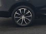 Volvo XC60 T8 AWD R-Design LONG RANGE PHEV 455pk Dealer O.H. | Trekhaak Af Fabriek | Panodak | Lederen Sportstoelen Memory & Verwarmd | Stuur Verwarmd | Keyless | Apple Carplay | Google Assistent | DAB | 20"L.M | Cruise Control | Plug In Hybrid |