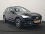 Volvo XC60 T8 AWD R-Design LONG RANGE PHEV 455pk Dealer O.H. | Trekhaak Af Fabriek | Panodak | Lederen Sportstoelen Memory & Verwarmd | Stuur Verwarmd | Keyless | Apple Carplay | Google Assistent | DAB | 20"L.M | Cruise Control | Plug In Hybrid |