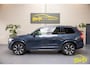 Volvo XC90 2.0 T8 Recharge AWD Ultimate Dark | Pano | Trekhaak zwenkbaar | Massage | Stoelventilatie | Harman Kardon | HUD | 4-zone | BLIS | ACC | Full option