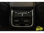 Volvo XC90 2.0 T8 Recharge AWD Ultimate Dark | Pano | Trekhaak zwenkbaar | Massage | Stoelventilatie | Harman Kardon | HUD | 4-zone | BLIS | ACC | Full option