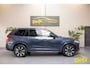 Volvo XC90 2.0 T8 Recharge AWD Ultimate Dark | Pano | Trekhaak zwenkbaar | Massage | Stoelventilatie | Harman Kardon | HUD | 4-zone | BLIS | ACC | Full option