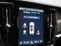 Volvo V90 T6 AWD Plus Dark PHEV 350pk Dealer O.H. | Trekhaak Af Fabriek | Panodak | Adaptive Cruise | Camera | Harman / Kardon | Lederen Comfortzetels Memory & Ventilatie | Keyless | Blis | Stoelen & Stuur Verwarmd | Apple Carplay | Google | Plug In Hybrid |