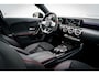 Mercedes-Benz A-klasse 250 e Plug-In Hybride I Burmester Sound I Panoramadak I SOH 99,61% I HUD I Virtual Cockpit I AMG 18 inch. LMV