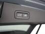 Volvo V60 T6 AWD Plus Dark LONG RANGE PHEV 350pk Dealer O.H. | Adaptive Cruise | Camera | Harman / Kardon | Lederen Sportstoelen Memory & Verwarmd | Keyless | Blis | Stuur Verwarmd | Google Assistent | Apple Carplay | Plug In Hybrid |
