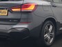 BMW X1 xDrive25e M Sport PHEV 221pk Dealer O.H. | Trekhaak Afn. | Panodak | Head Up | Adaptive Cruise | Camera | Lederen Sportstoelen Memory & Verwarmd | Keyless | Sfeerverlichting | Navigatie | DAB | Plug In Hybrid |