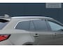 Toyota Corolla Touring Sports 1.8 Hybrid Executive I HUD I Parkeersensor V+A I NL-auto