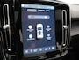 Volvo XC40 Ultimate Recharge Pure 69kWh 231pk Dealer O.H. | Panodak | Warmtepomp | Adaptive Cruise | 360 Camera | Harman / Kardon | Sportstoelen Memory & Verwarmd | Keyless | Blis | Apple Carplay | Google Assistent | DAB |