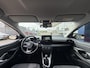 Toyota Yaris 1.5 VVT-i Dynamic / NL-Auto / Dealer-Onderhouden / Adaptieve Cruise-Control / Apple-Carplay & Android-Auto / LED / Keyless / DAB Radio-Bluetooth / Navi / Airco / Camera / 16'' LMV / All-Season / ENZ.