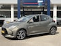 Toyota Yaris 1.5 VVT-i Dynamic / NL-Auto / Dealer-Onderhouden / Adaptieve Cruise-Control / Apple-Carplay & Android-Auto / LED / Keyless / DAB Radio-Bluetooth / Navi / Airco / Camera / 16'' LMV / All-Season / ENZ.