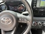 Toyota Yaris 1.5 VVT-i Dynamic / NL-Auto / Dealer-Onderhouden / Adaptieve Cruise-Control / Apple-Carplay & Android-Auto / LED / Keyless / DAB Radio-Bluetooth / Navi / Airco / Camera / 16'' LMV / All-Season / ENZ.
